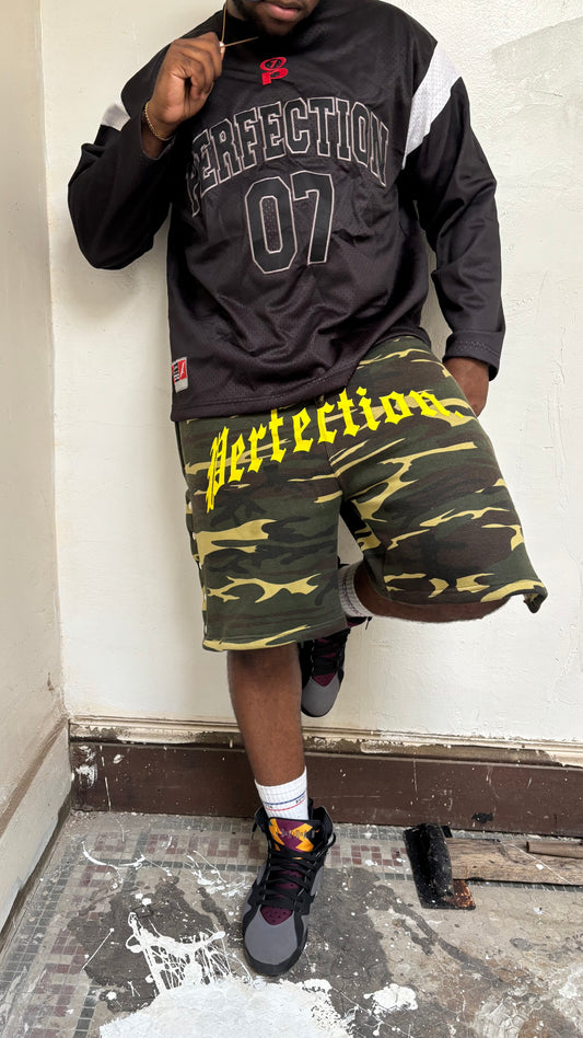 BREAKAWAY SWEATSHORT - CAMO